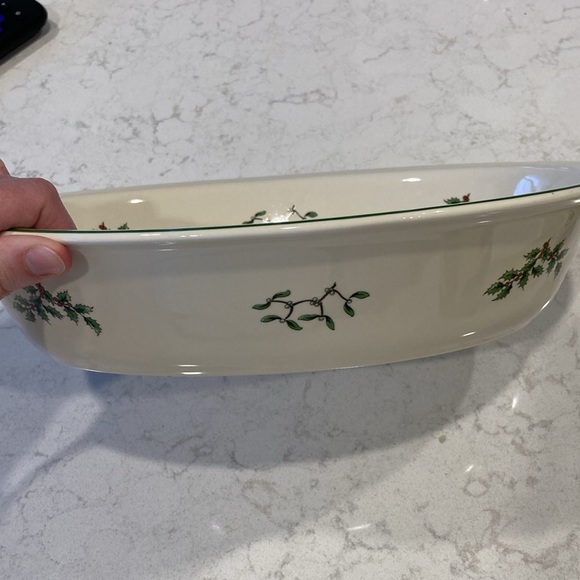 Spode Oval Christmas Serving Dish - Picture 2 of 6